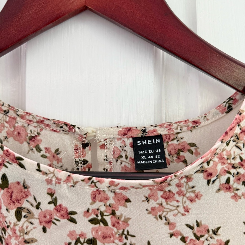 SHEIN Cream Pink Floral Ruffle Sleeve Blouse – Size XL - Picture 3 of 4